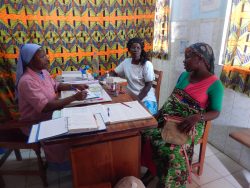 Consultation à la maternité